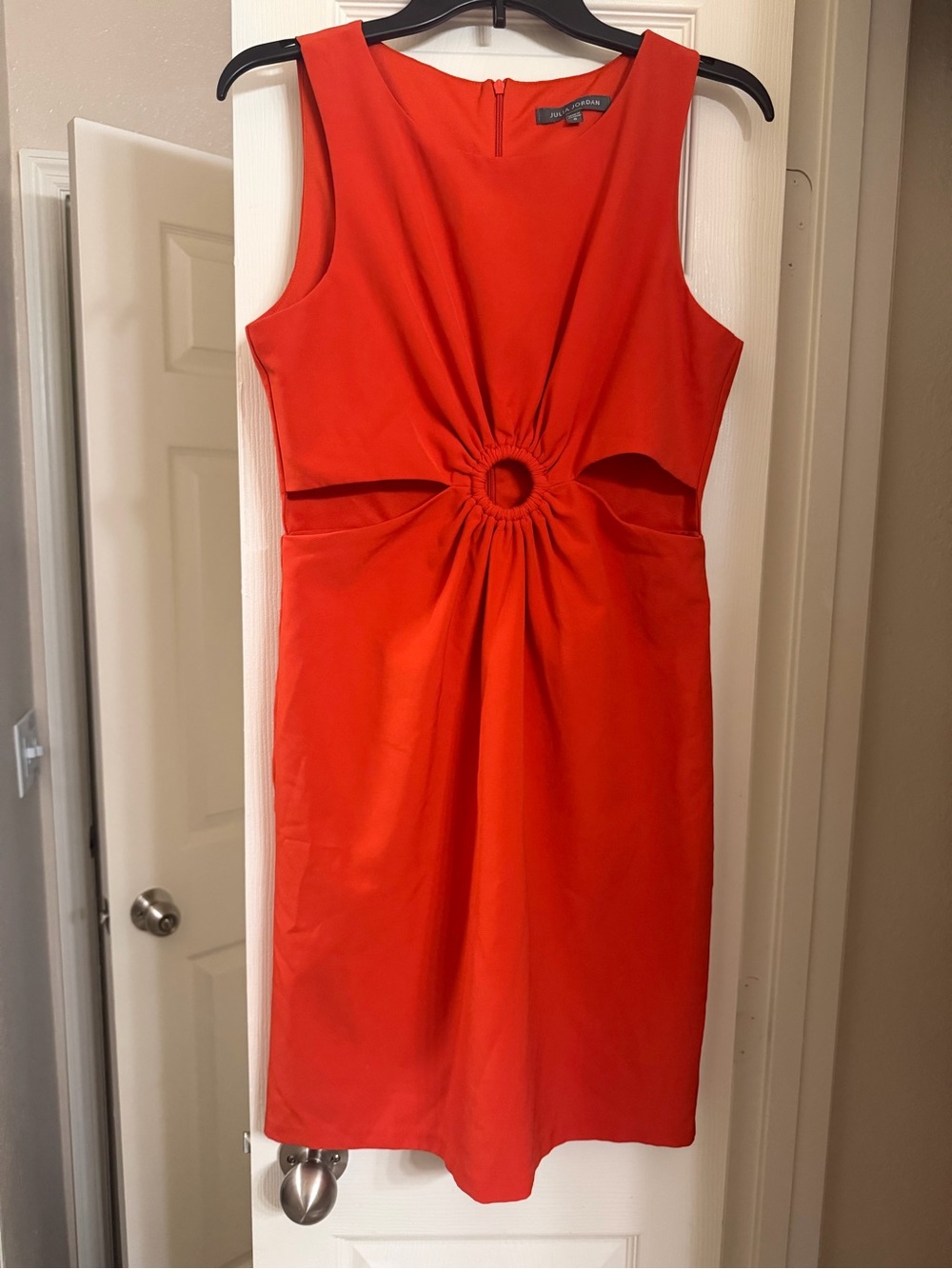 julia jordan Red Sleeveless Mini Dress with Center Ring Cutout